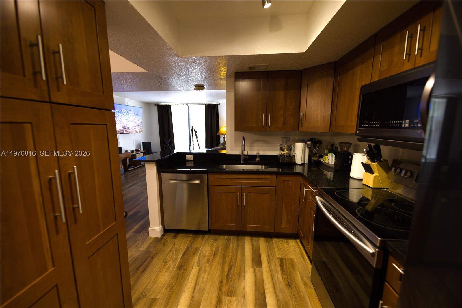 INVERWOOD CONDO - Residential