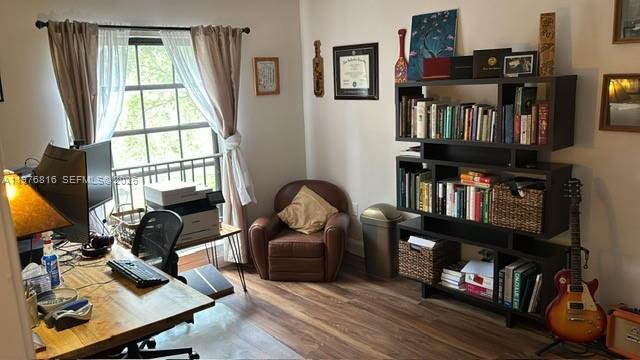 INVERWOOD CONDO - Residential