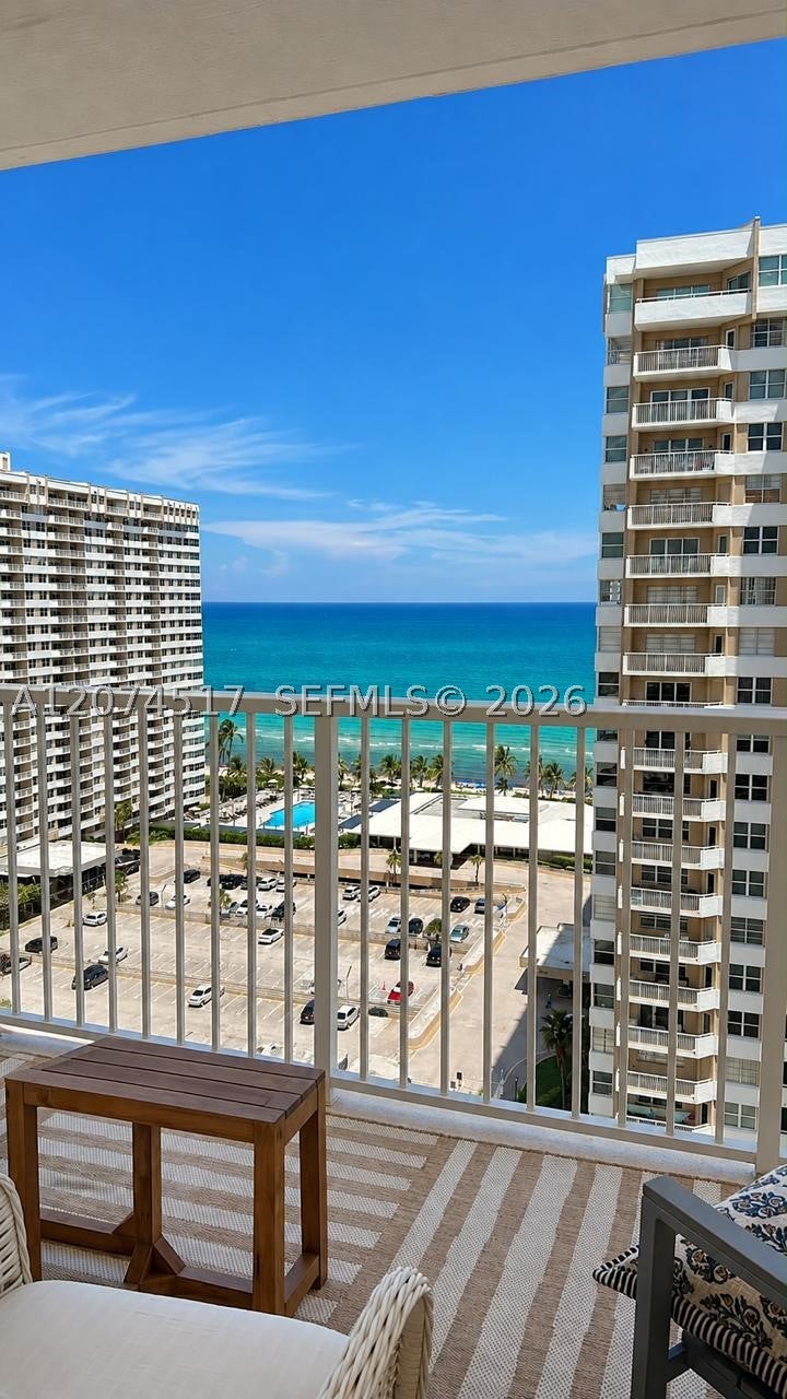 1985 S Ocean Dr 17P