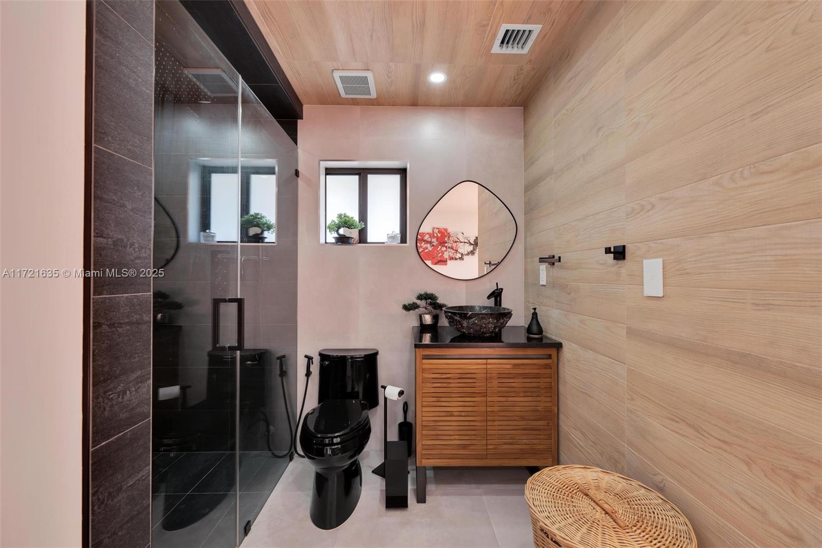 HIALEAH 14TH ADDN REV PL - Residential