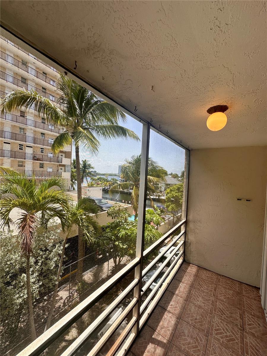 BAYSWATER COURT CONDO - Residential