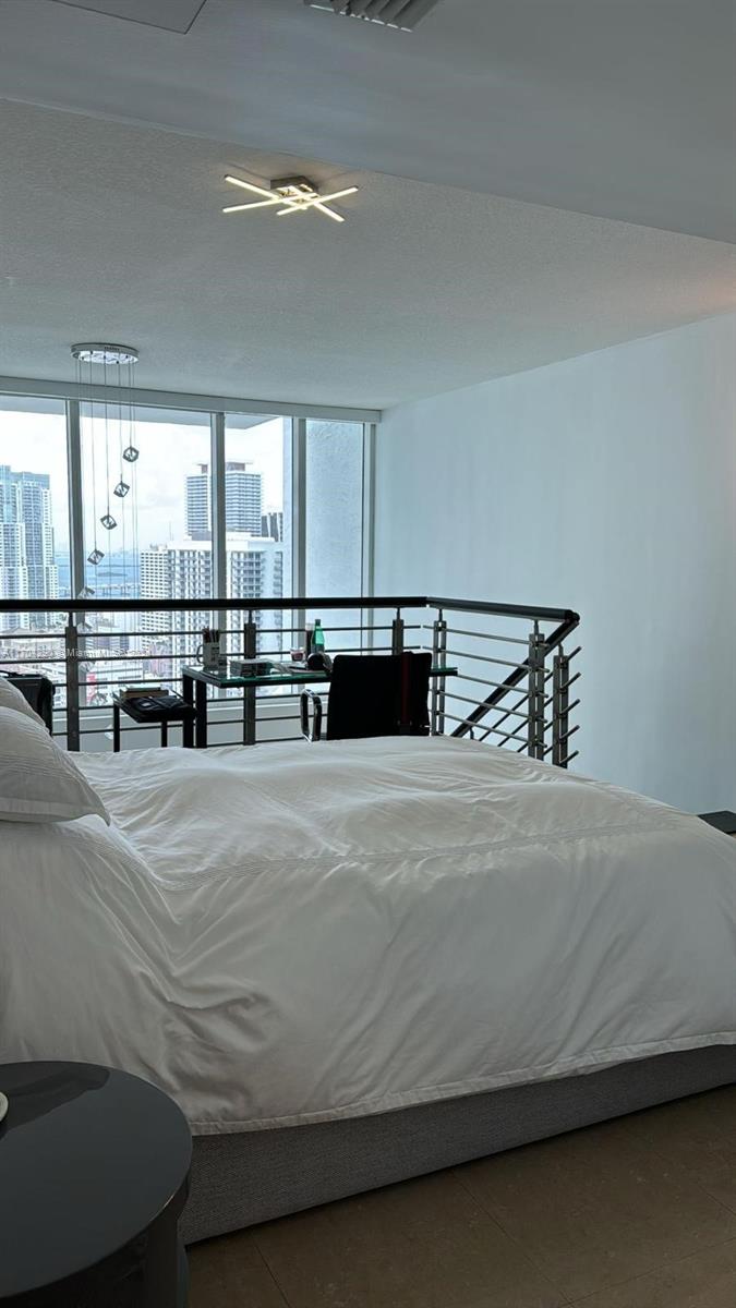 BRICKELL ON THE RIVER S T - Residential