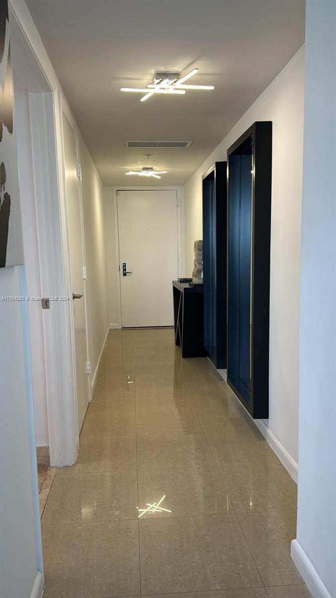 BRICKELL ON THE RIVER S T - Residential