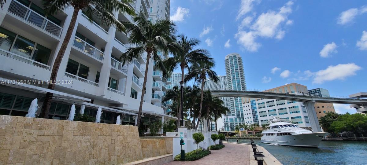 BRICKELL ON THE RIVER S T - Residential