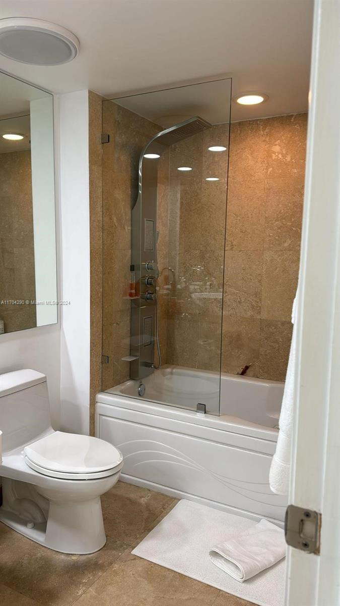 BRICKELL ON THE RIVER S T - Residential