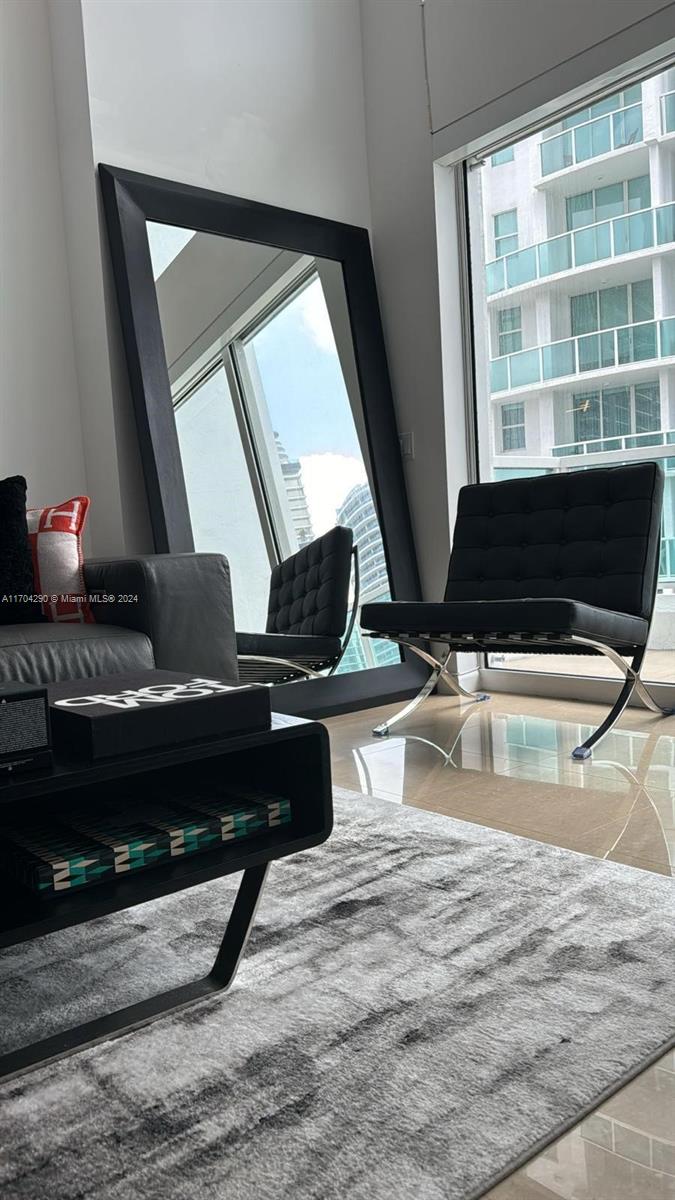 BRICKELL ON THE RIVER S T - Residential