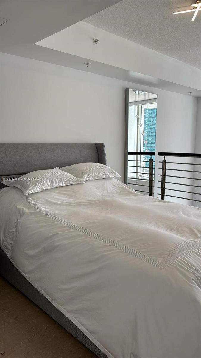 BRICKELL ON THE RIVER S T - Residential