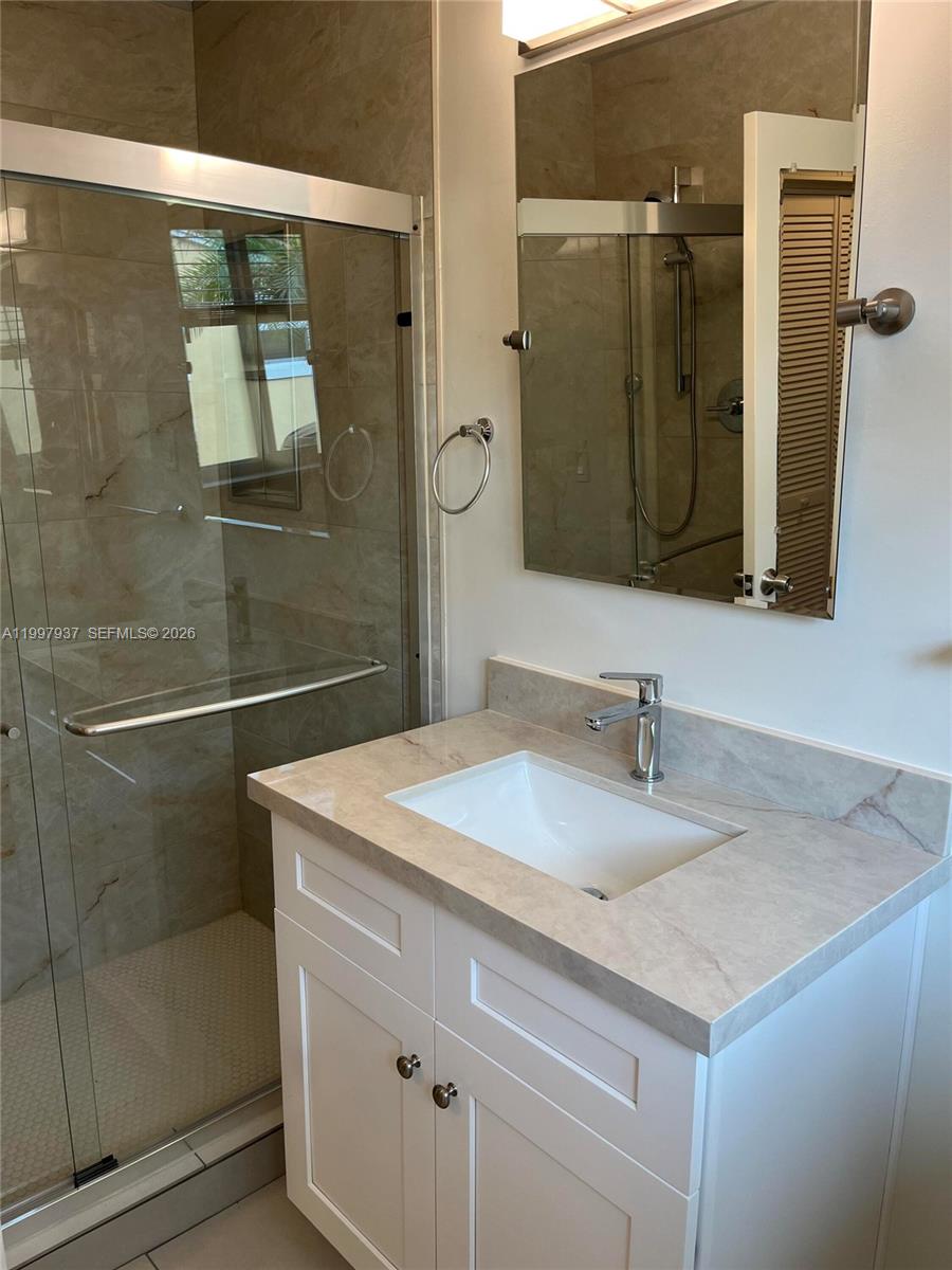 COCONUT GROVE SEC 1 CORAL - Residential