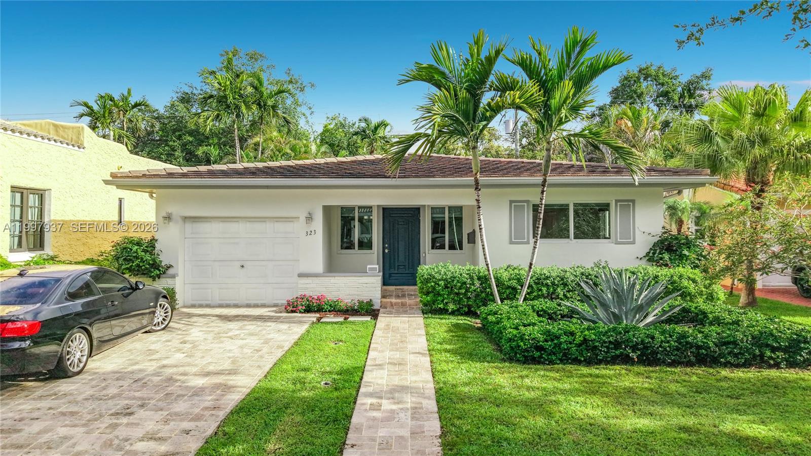 323 Velarde Ave - Image 1