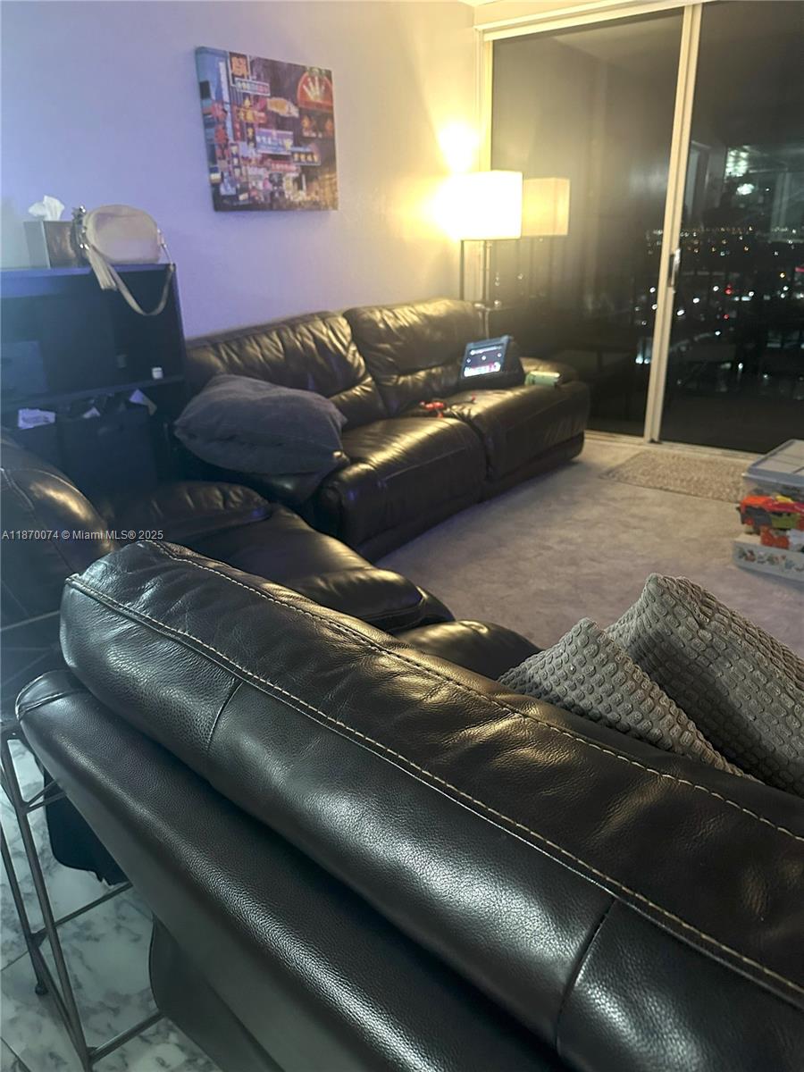 CORONADO CONDO- TOWER II - Residential