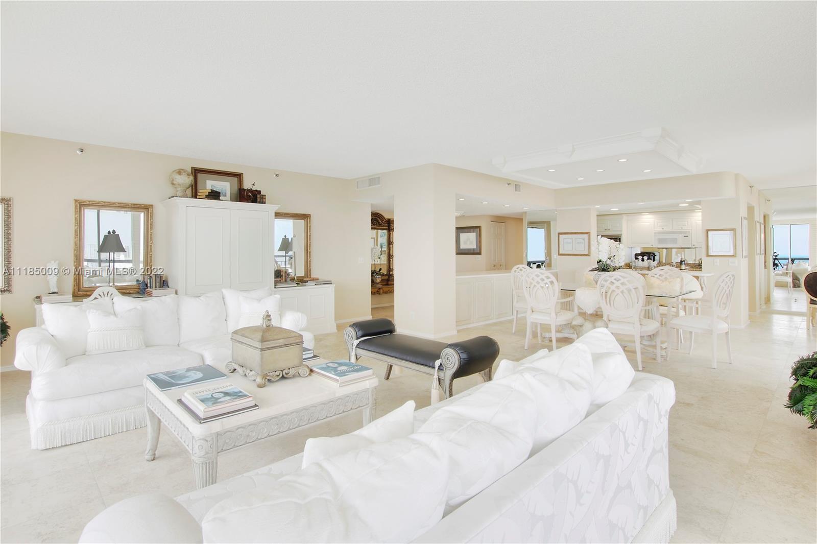 MARTINIQUE 2 CONDO - Residential