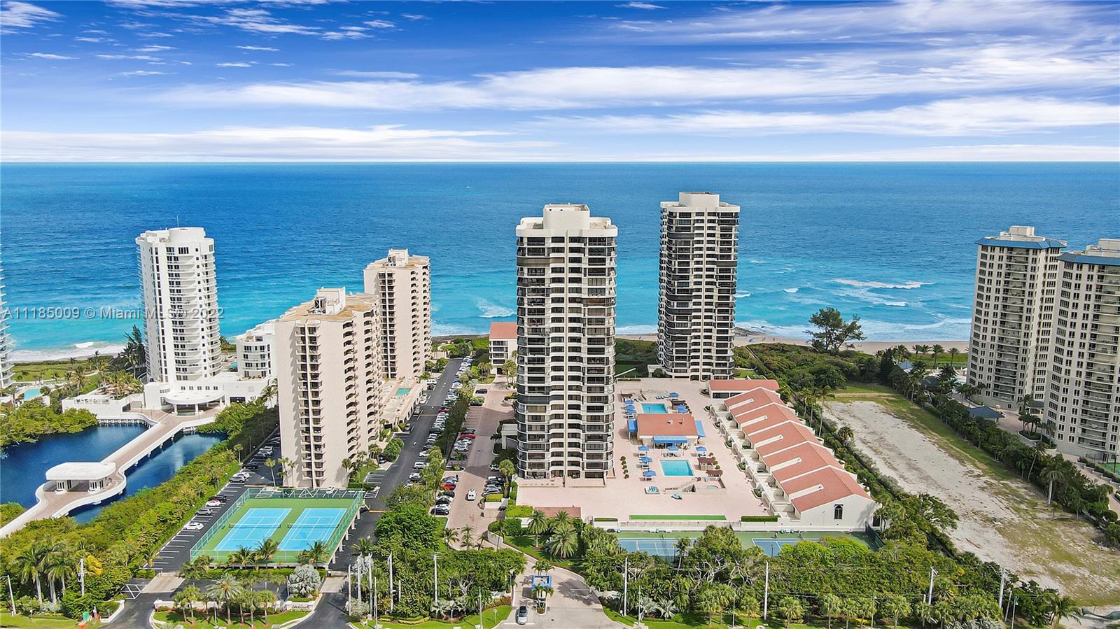 MARTINIQUE 2 CONDO - Residential