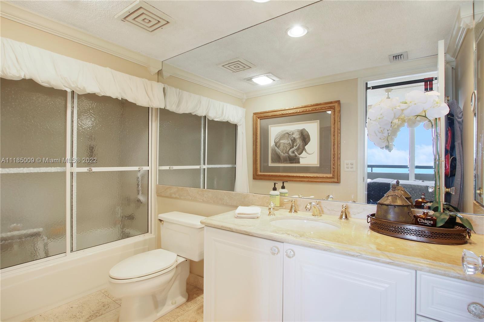 MARTINIQUE 2 CONDO - Residential