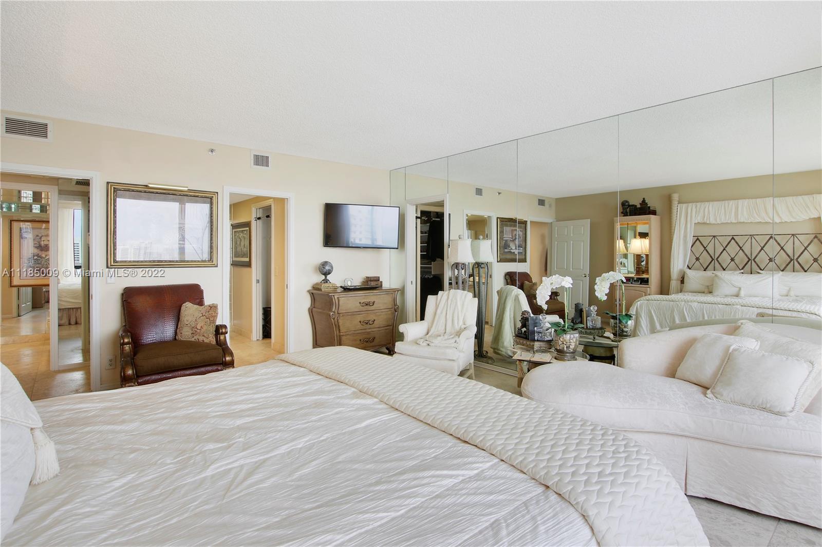 MARTINIQUE 2 CONDO - Residential