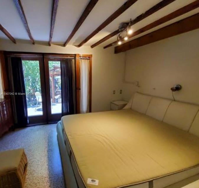 BAYWOOD - Residential Income