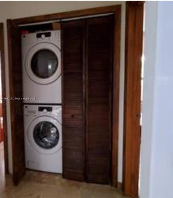 BAYWOOD - Residential Income