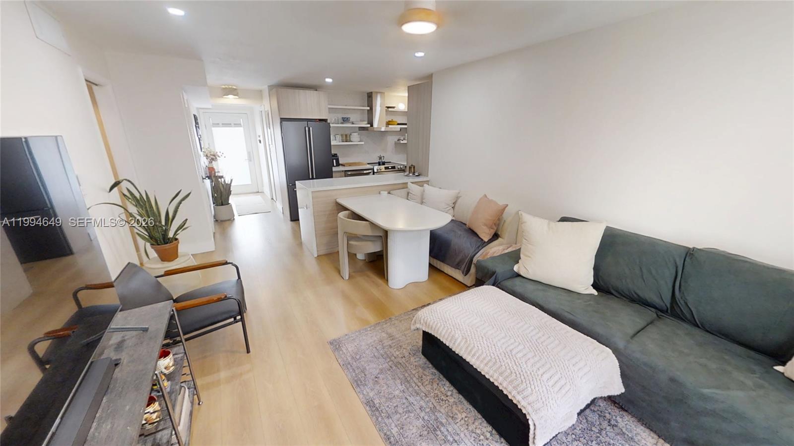 DREXEL 15 CONDO - Residential