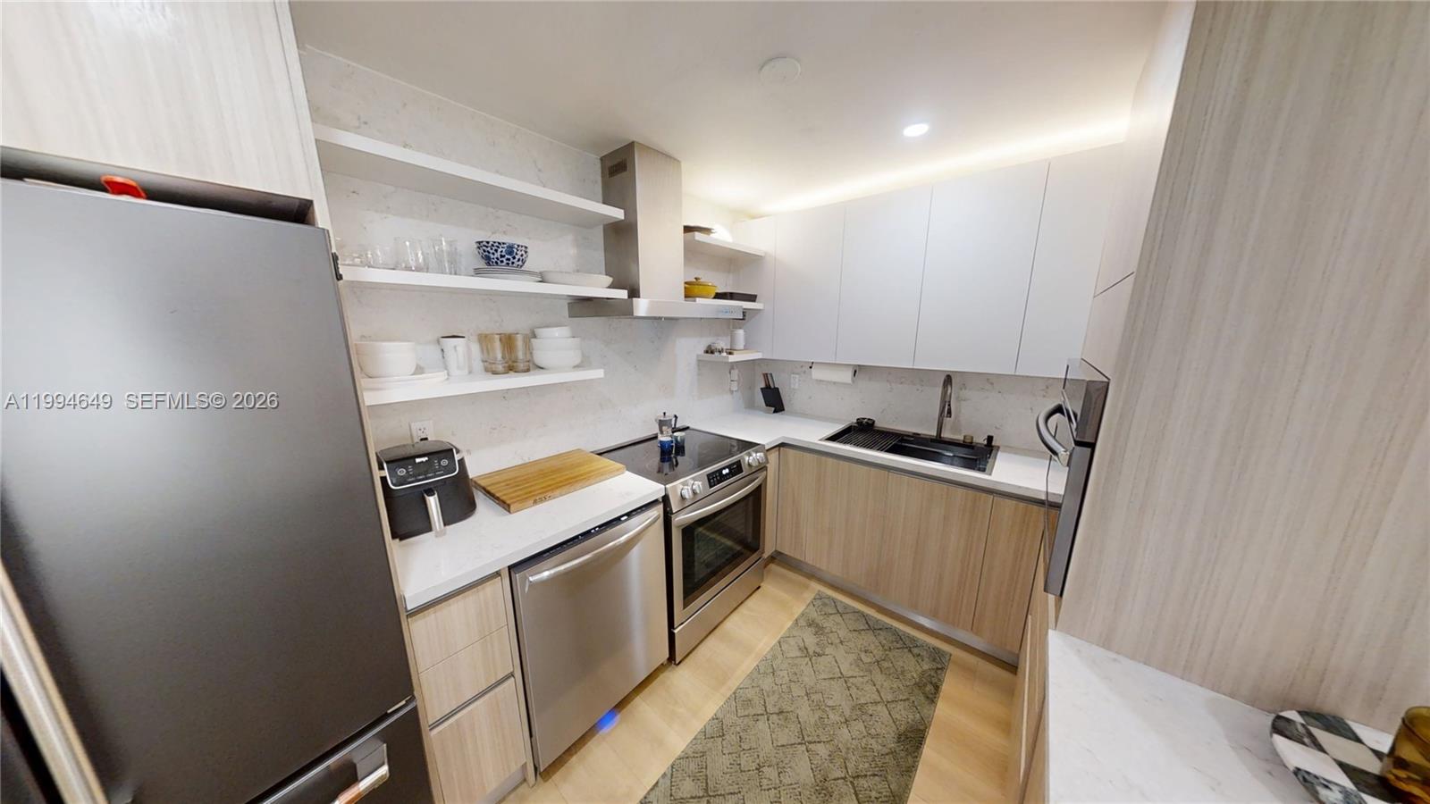 DREXEL 15 CONDO - Residential