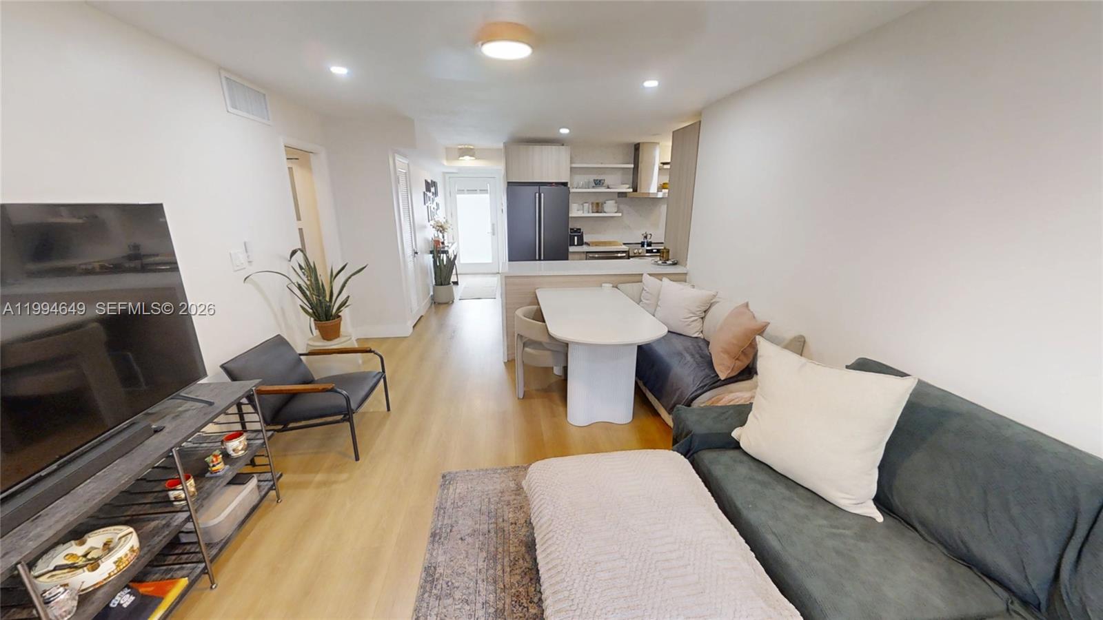 DREXEL 15 CONDO - Residential