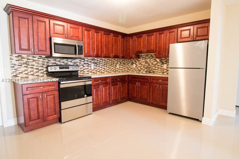 4041 NW 30th Ter