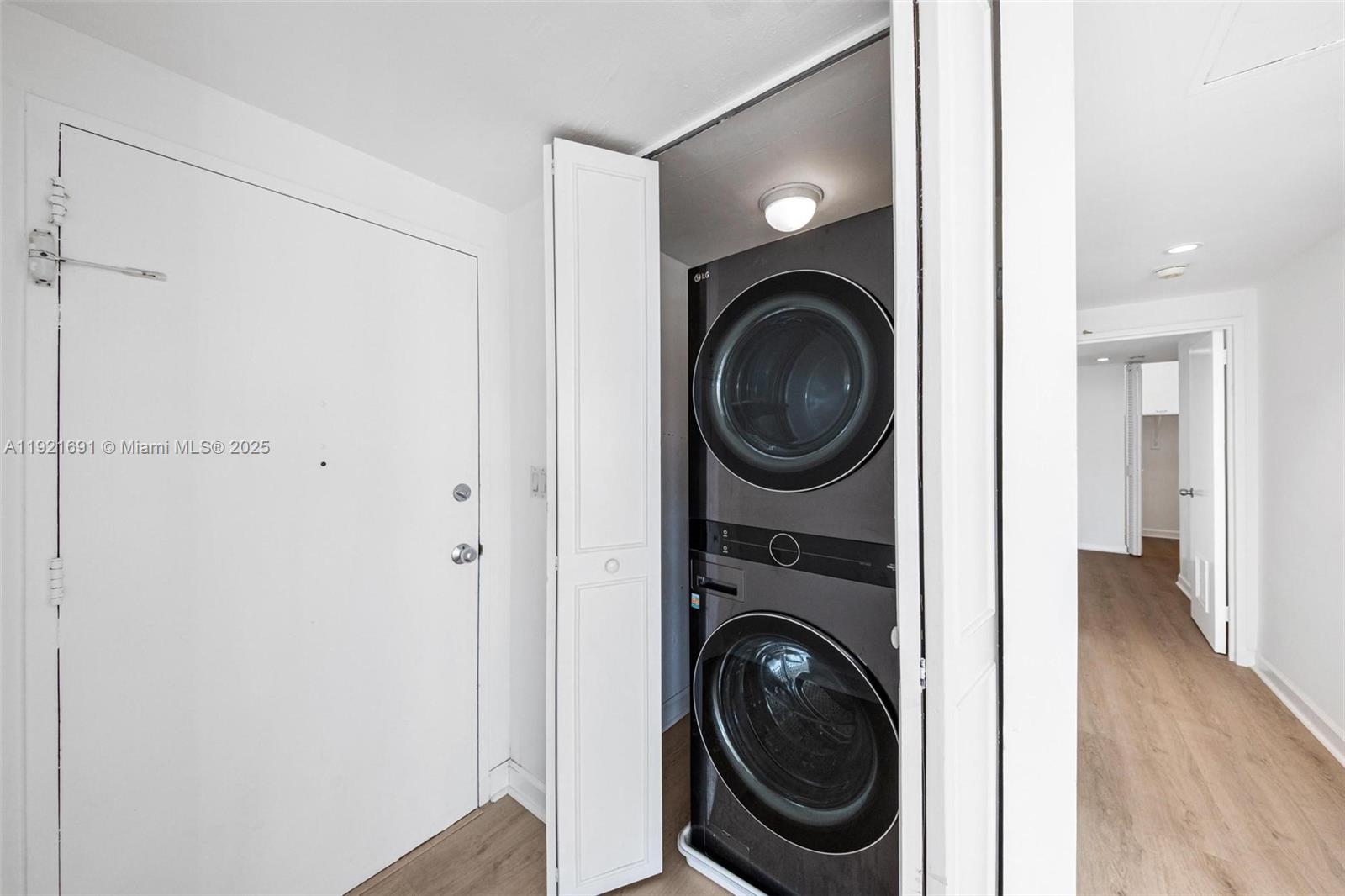 BLAIR HOUSE CONDO - WEST - Residential