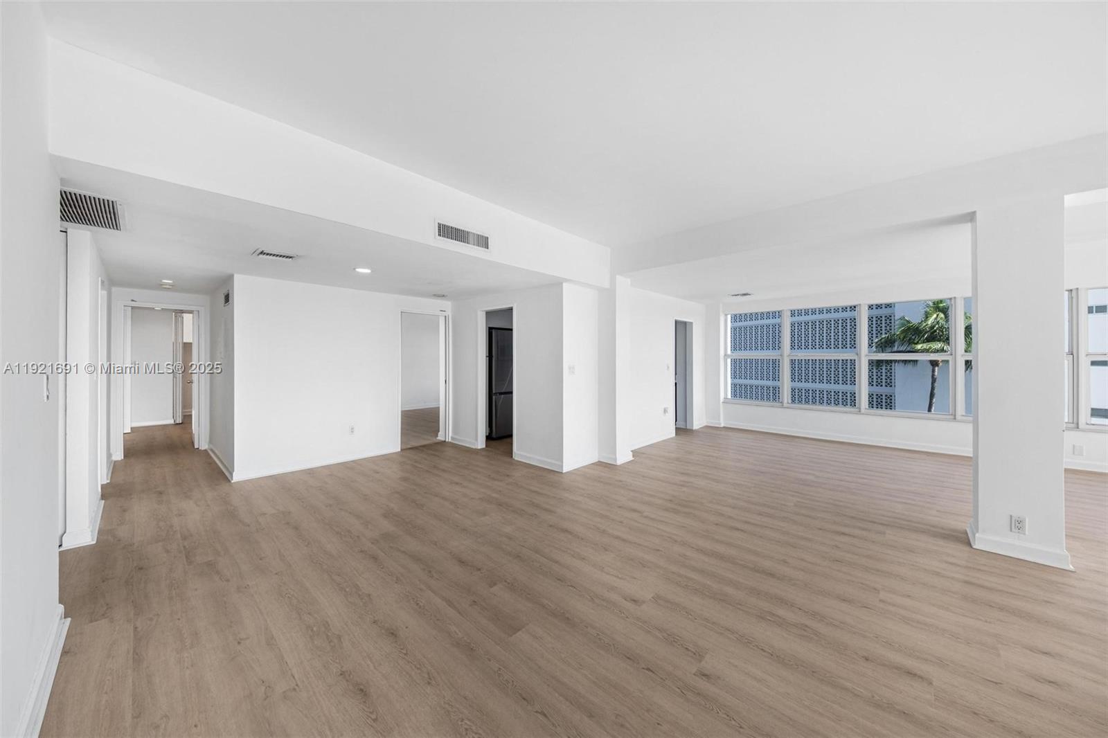 BLAIR HOUSE CONDO - WEST - Residential