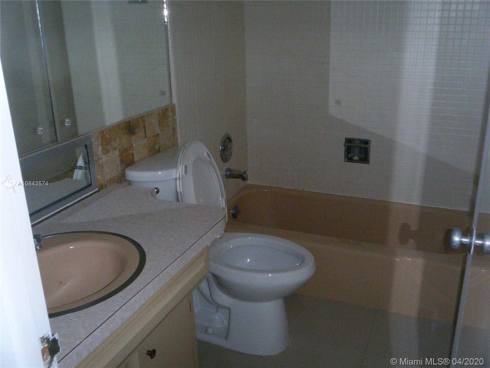 LA MARIETTA CO-OP - Residential Lease