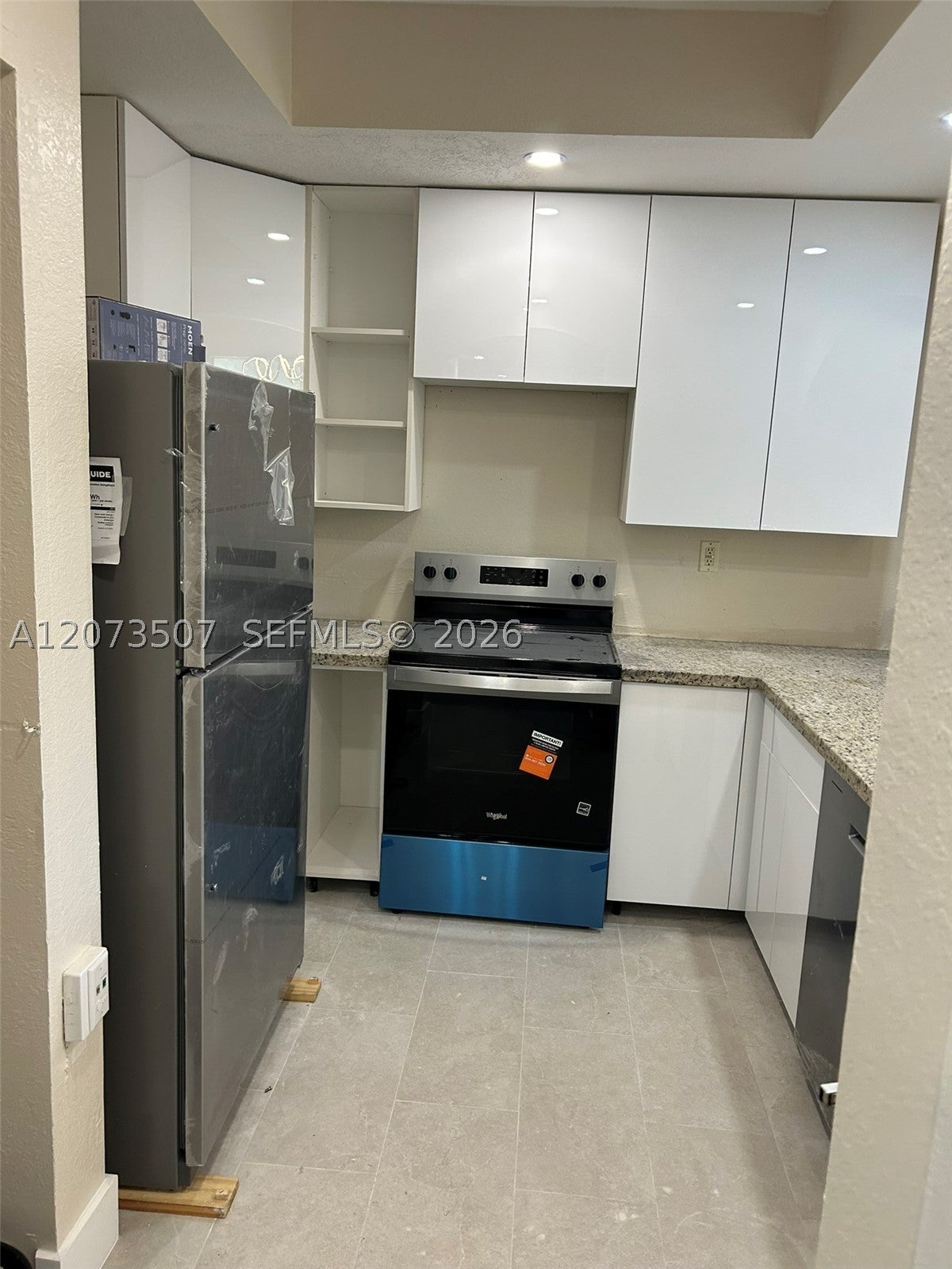 8964 W Flagler St 209