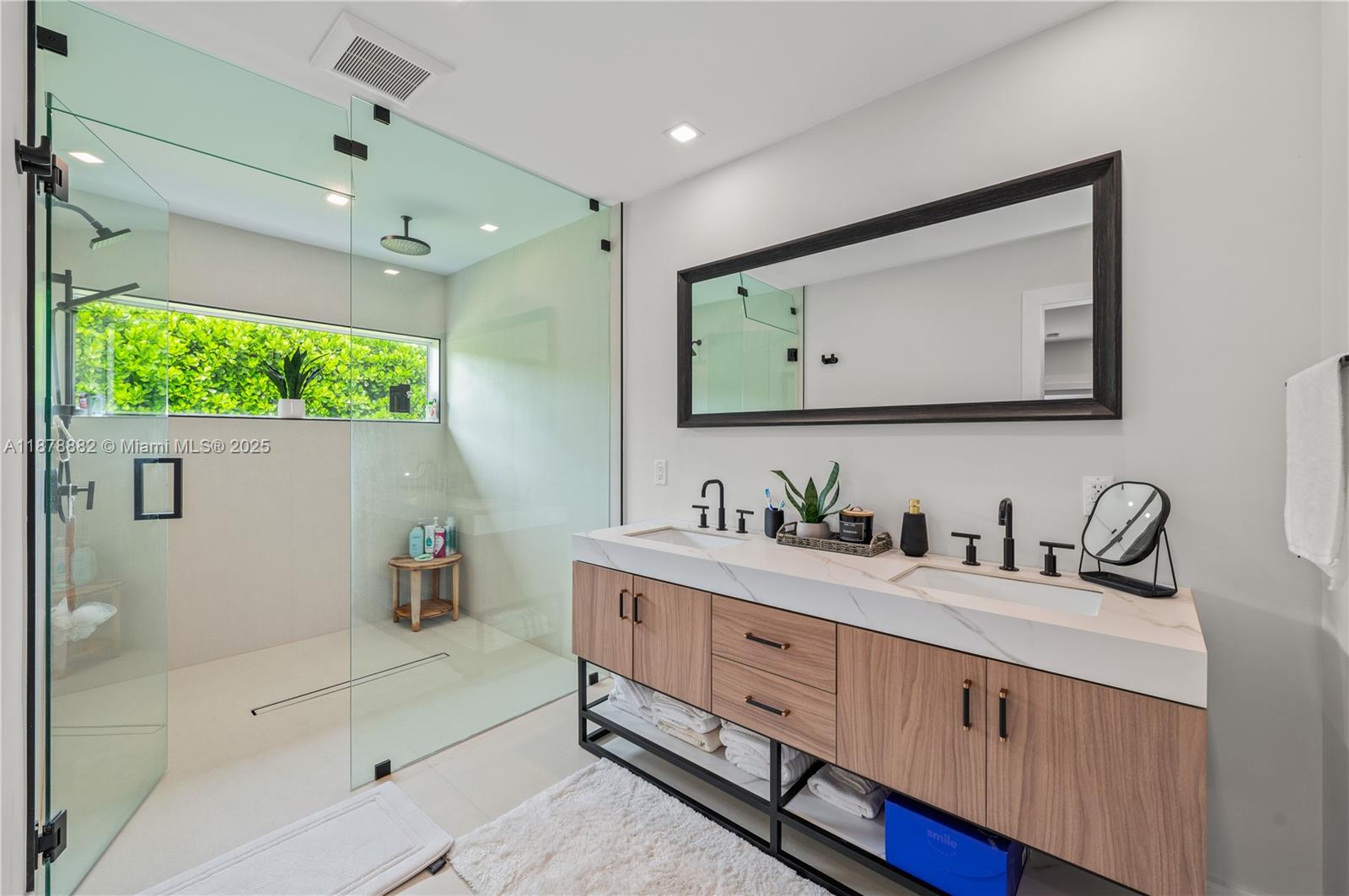 CORAL REEF ESTATES 5TH AD - Residential