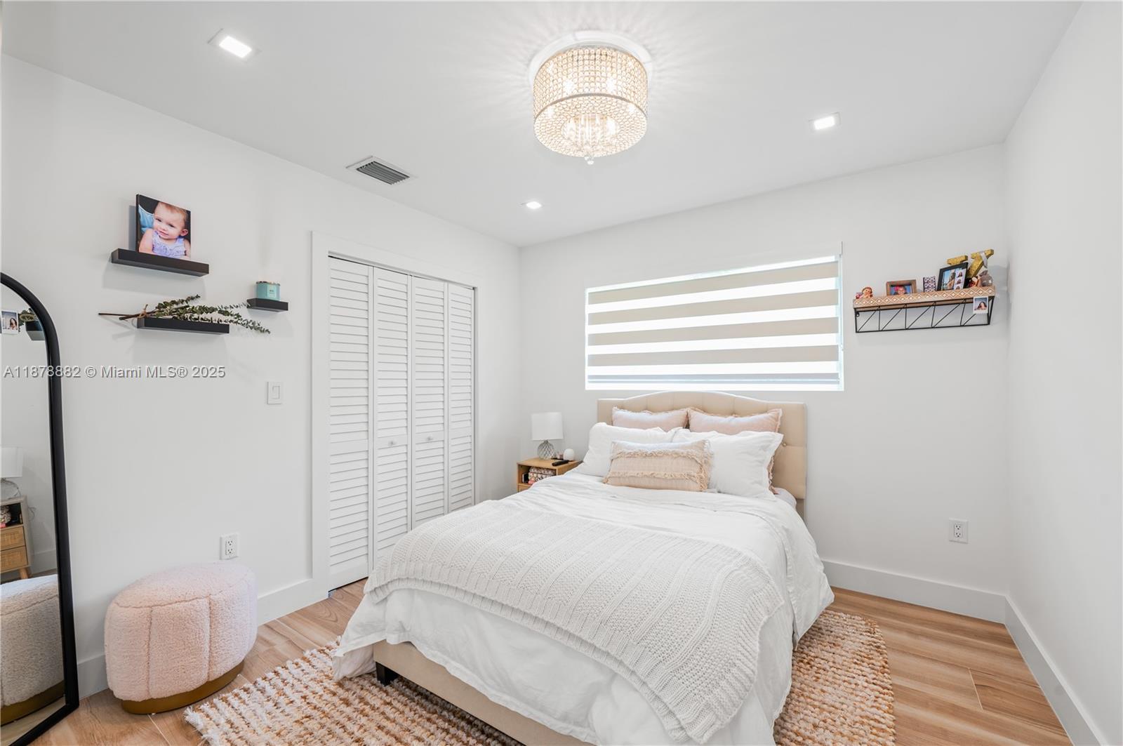 CORAL REEF ESTATES 5TH AD - Residential