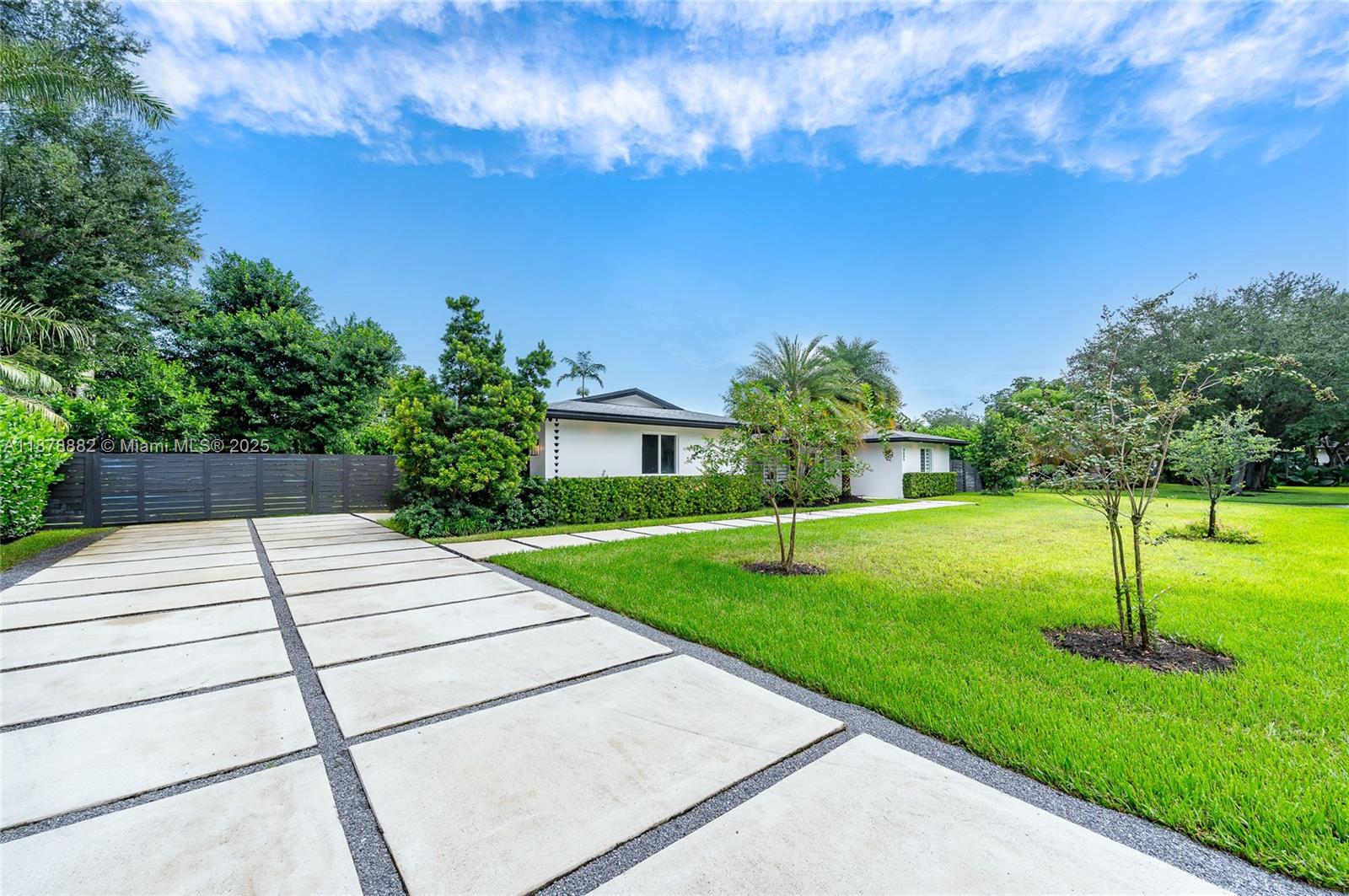 CORAL REEF ESTATES 5TH AD - Residential