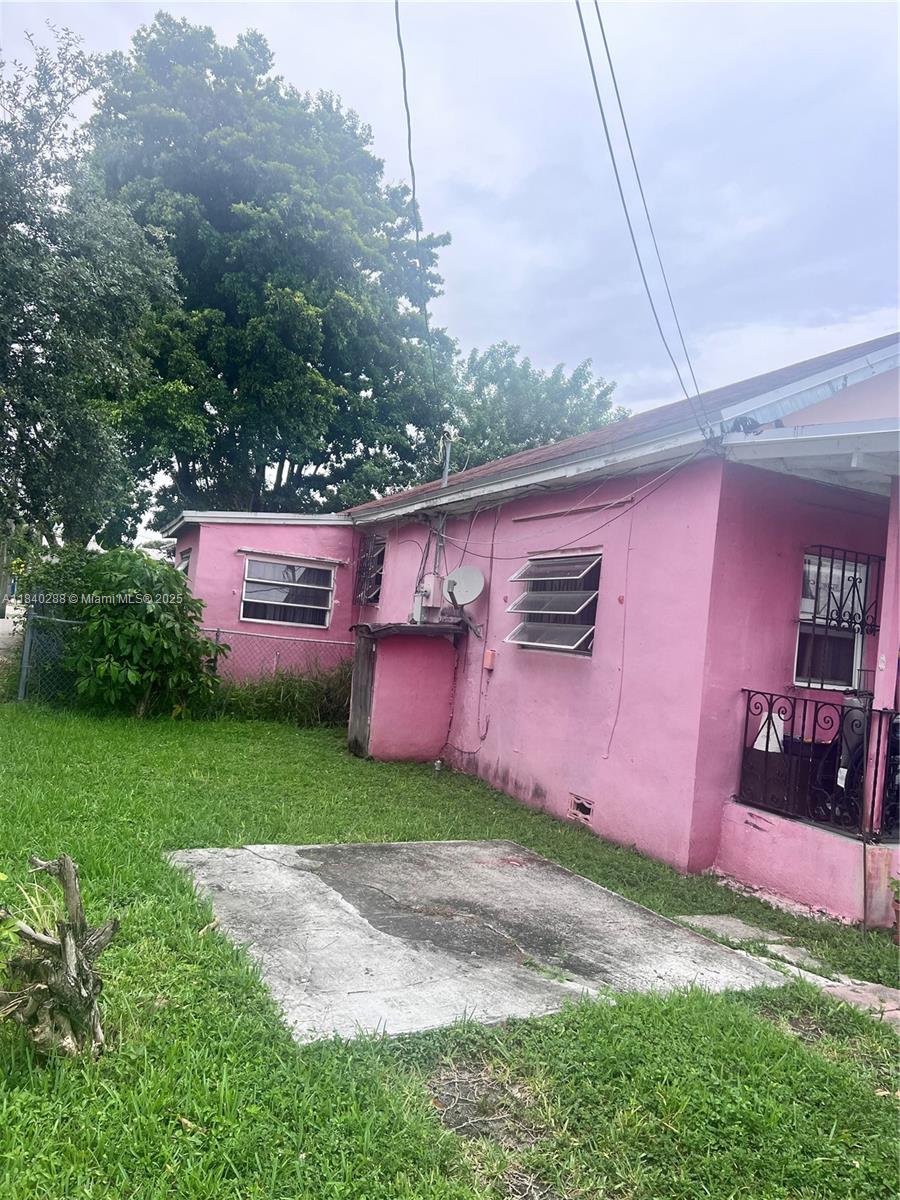 3099 NW 51st St