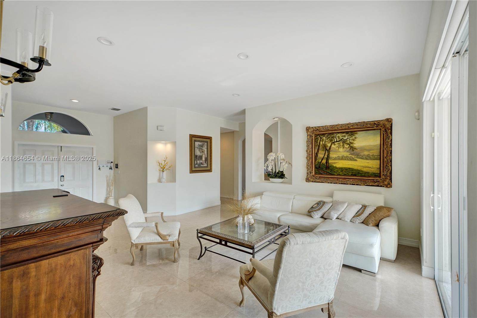 KARINA ESTATES - Residential