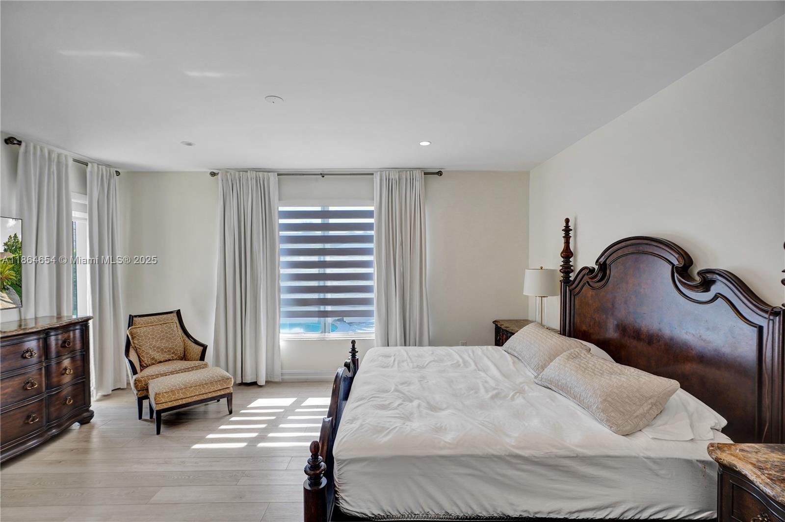 KARINA ESTATES - Residential