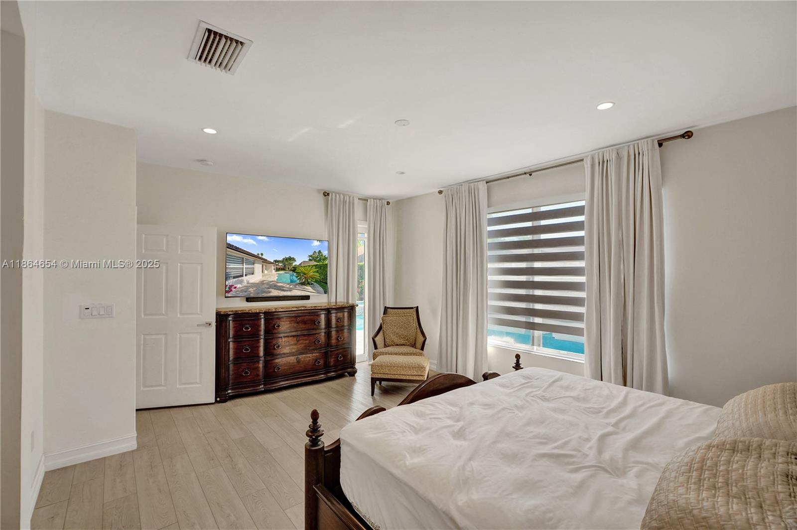 KARINA ESTATES - Residential