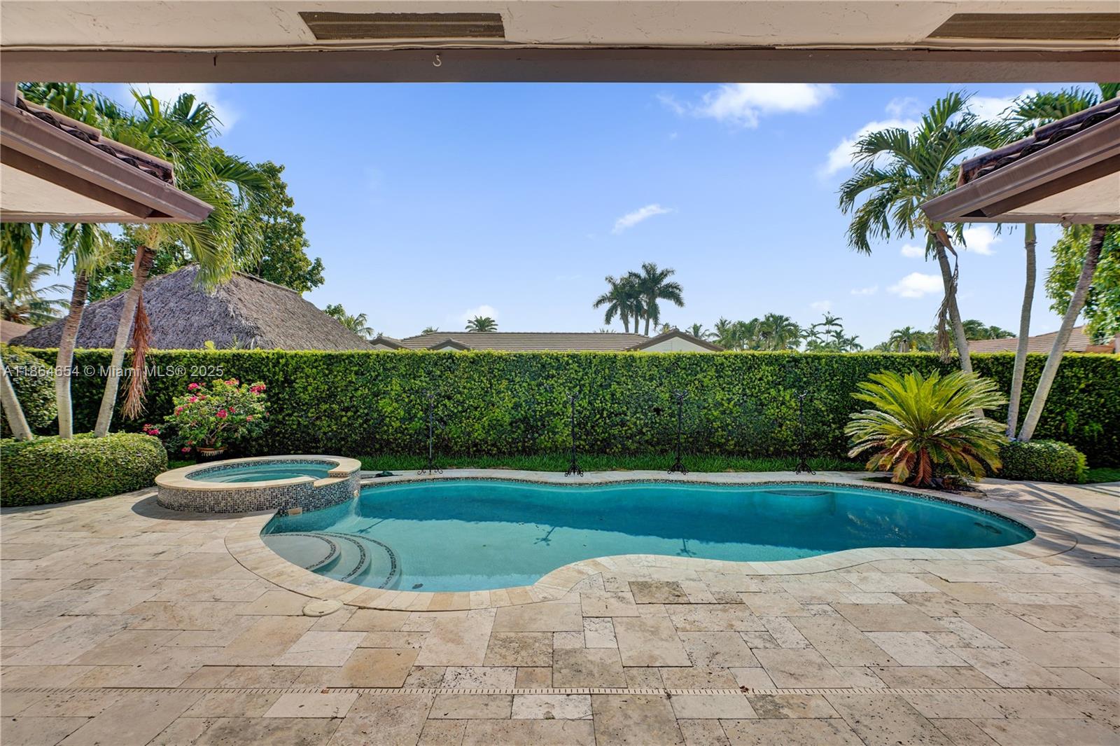 KARINA ESTATES - Residential