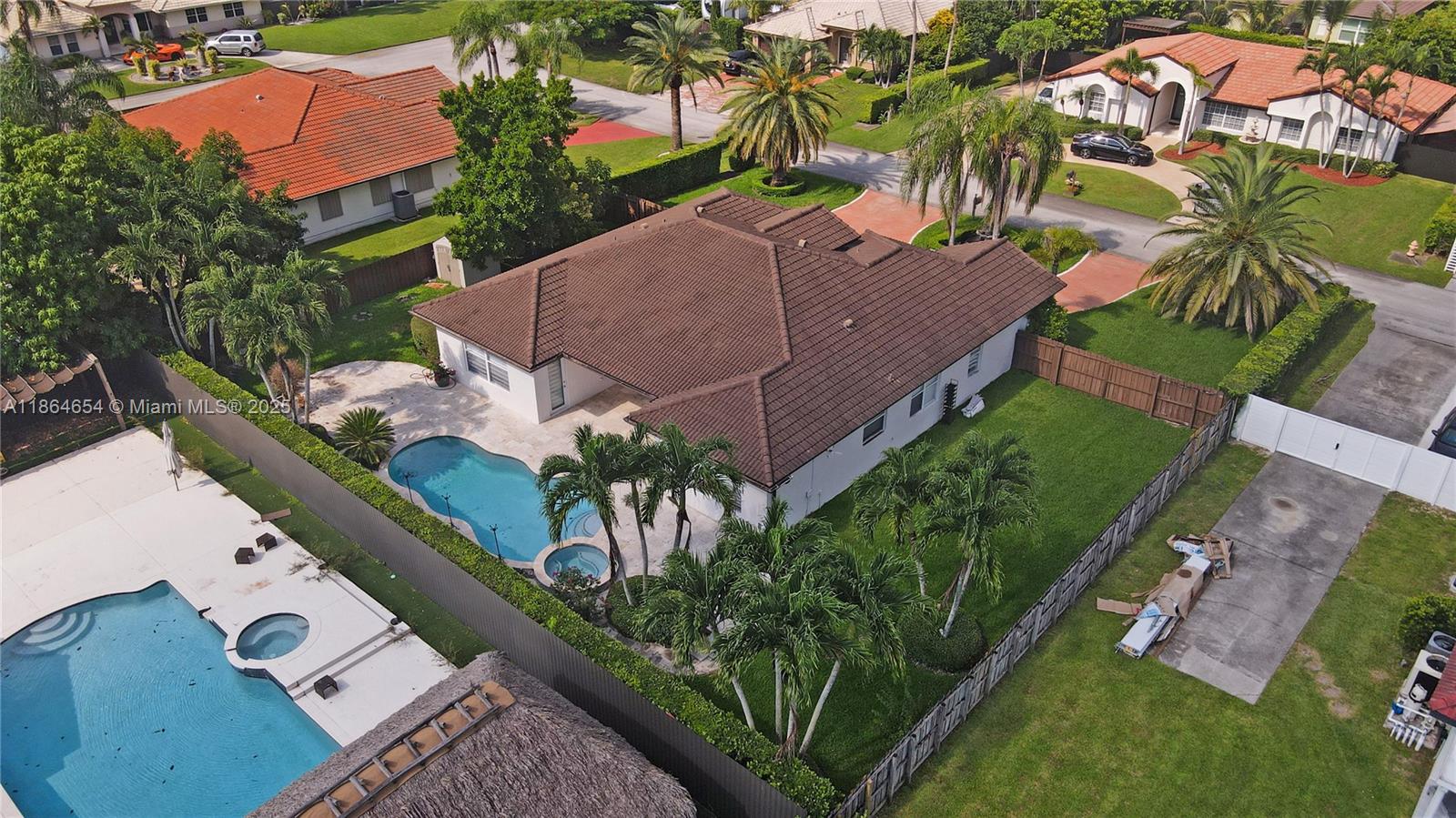 KARINA ESTATES - Residential