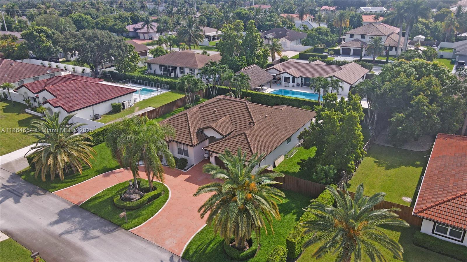 KARINA ESTATES - Residential