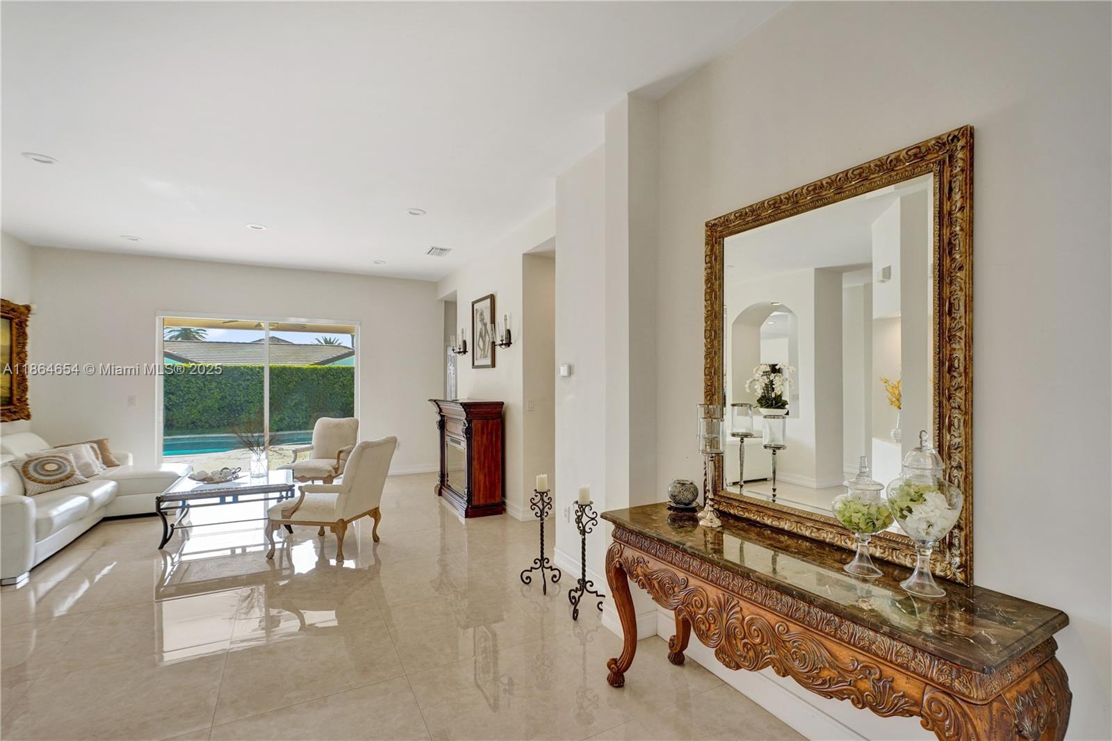 KARINA ESTATES - Residential