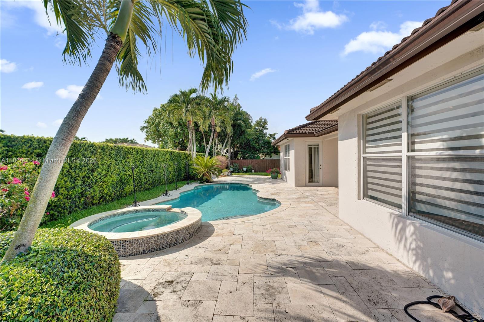 KARINA ESTATES - Residential