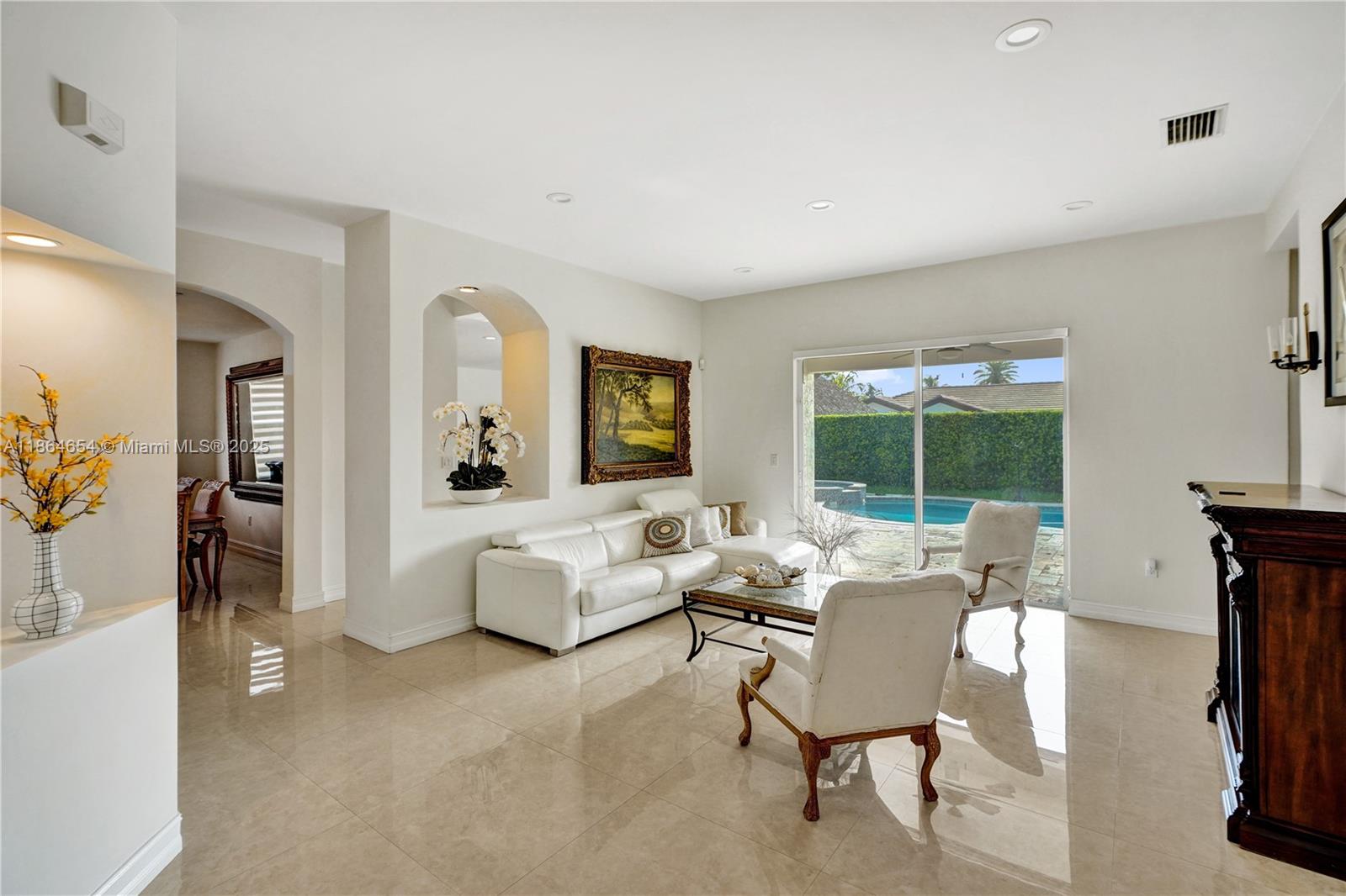 KARINA ESTATES - Residential