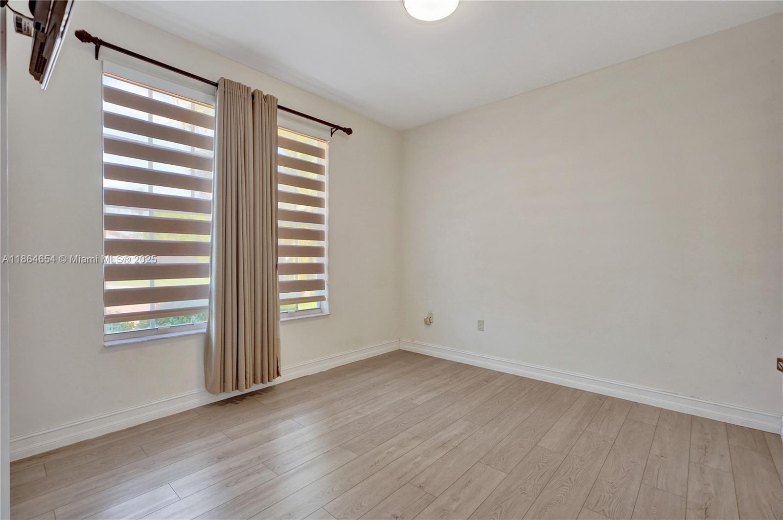 KARINA ESTATES - Residential