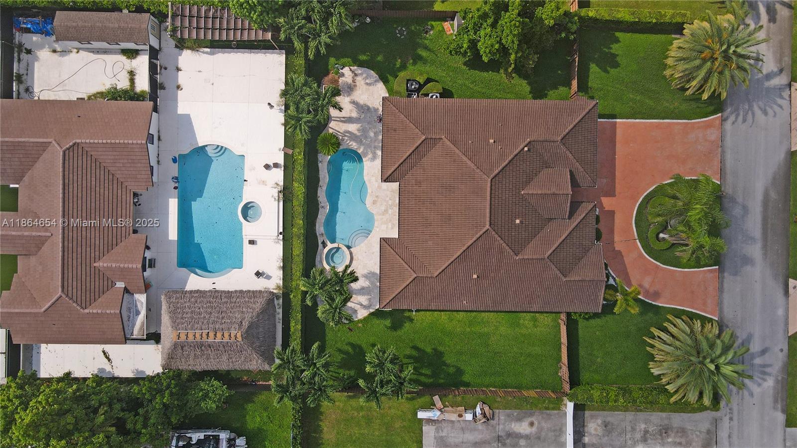 KARINA ESTATES - Residential