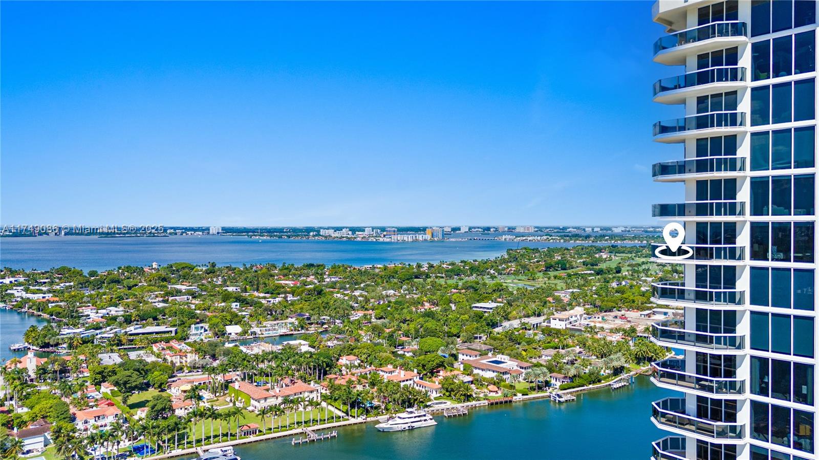 GREEN DIAMOND CONDO - Residential