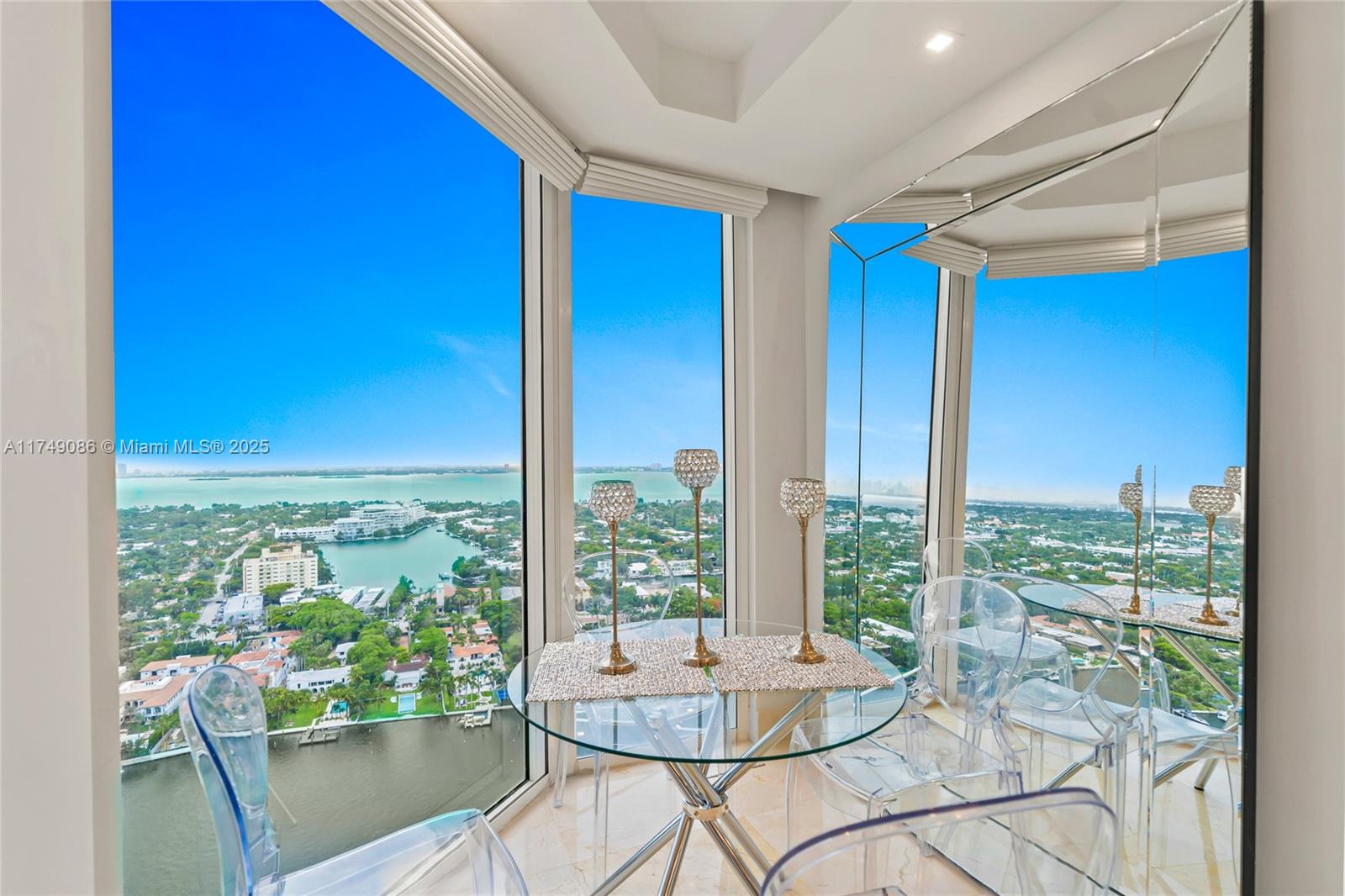 GREEN DIAMOND CONDO - Residential