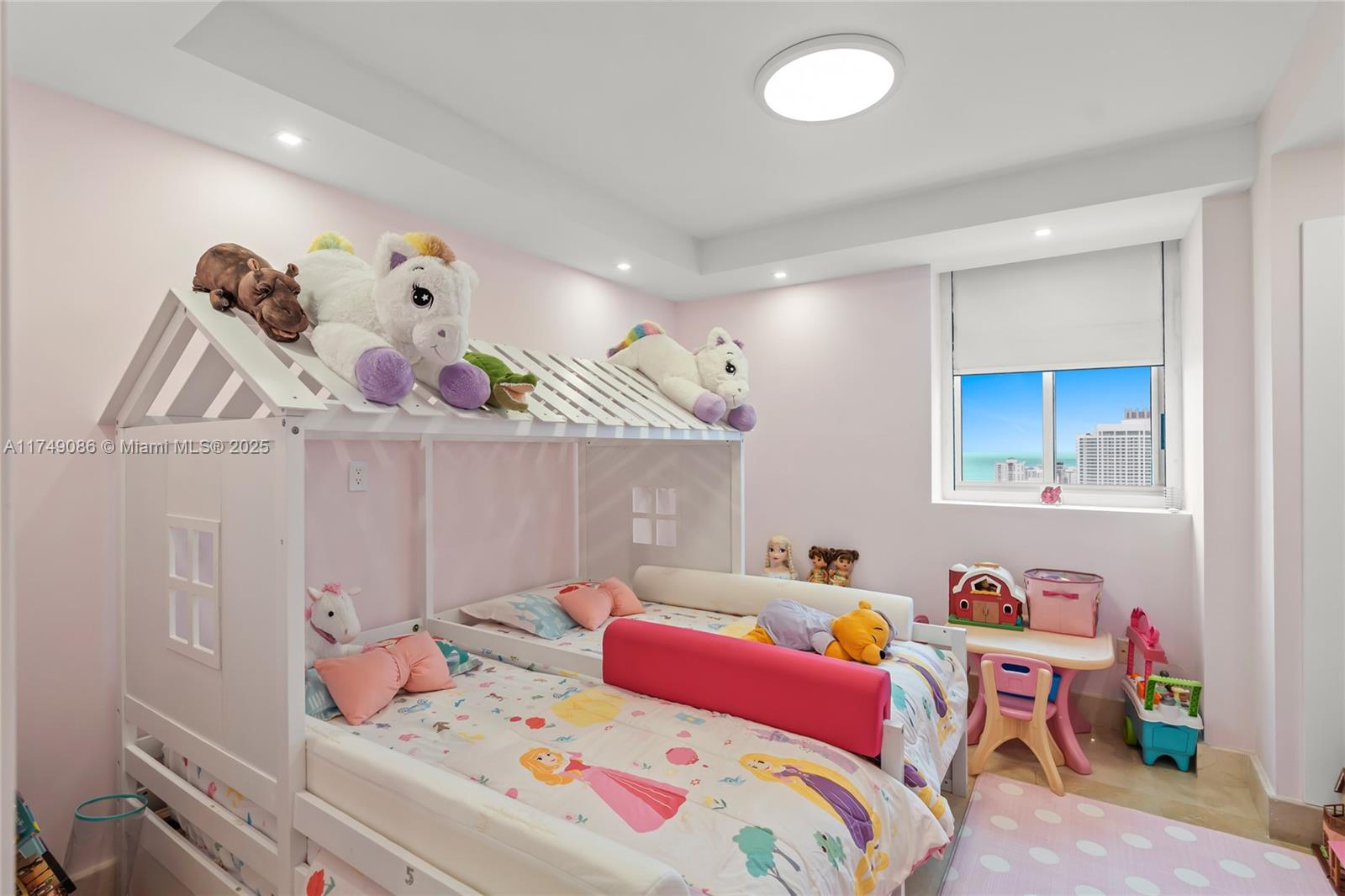 GREEN DIAMOND CONDO - Residential