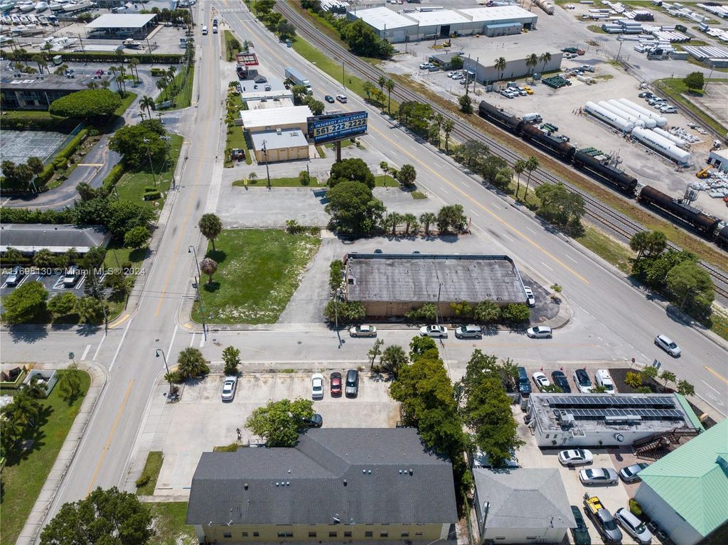 Photo of 1800 S Dixie Hwy &amp; 1 18th Ave, Lake Worth, FL 33460 (MLS # A11698130)