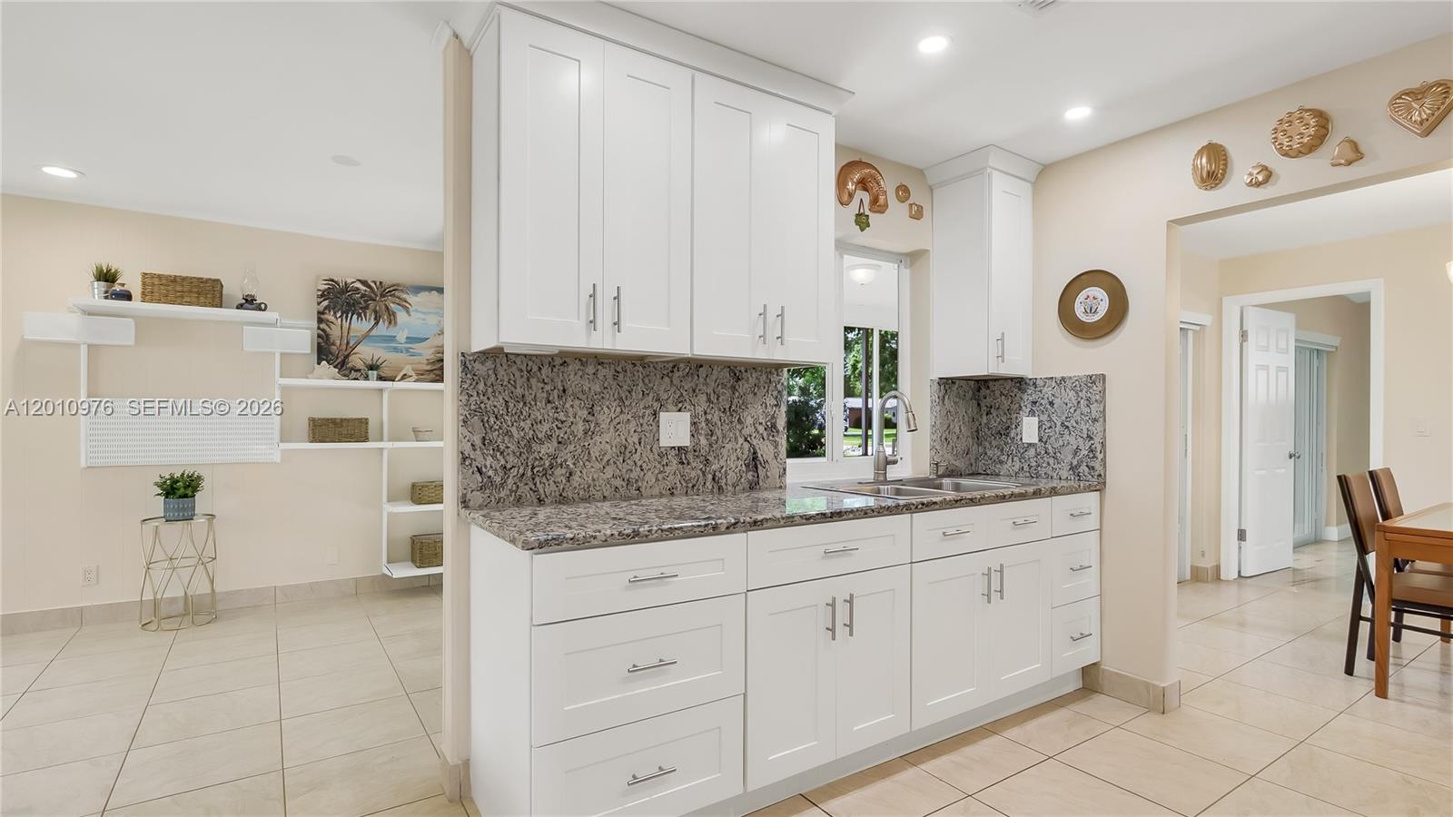 LAUDERDALE WEST 3 SEC - Residential