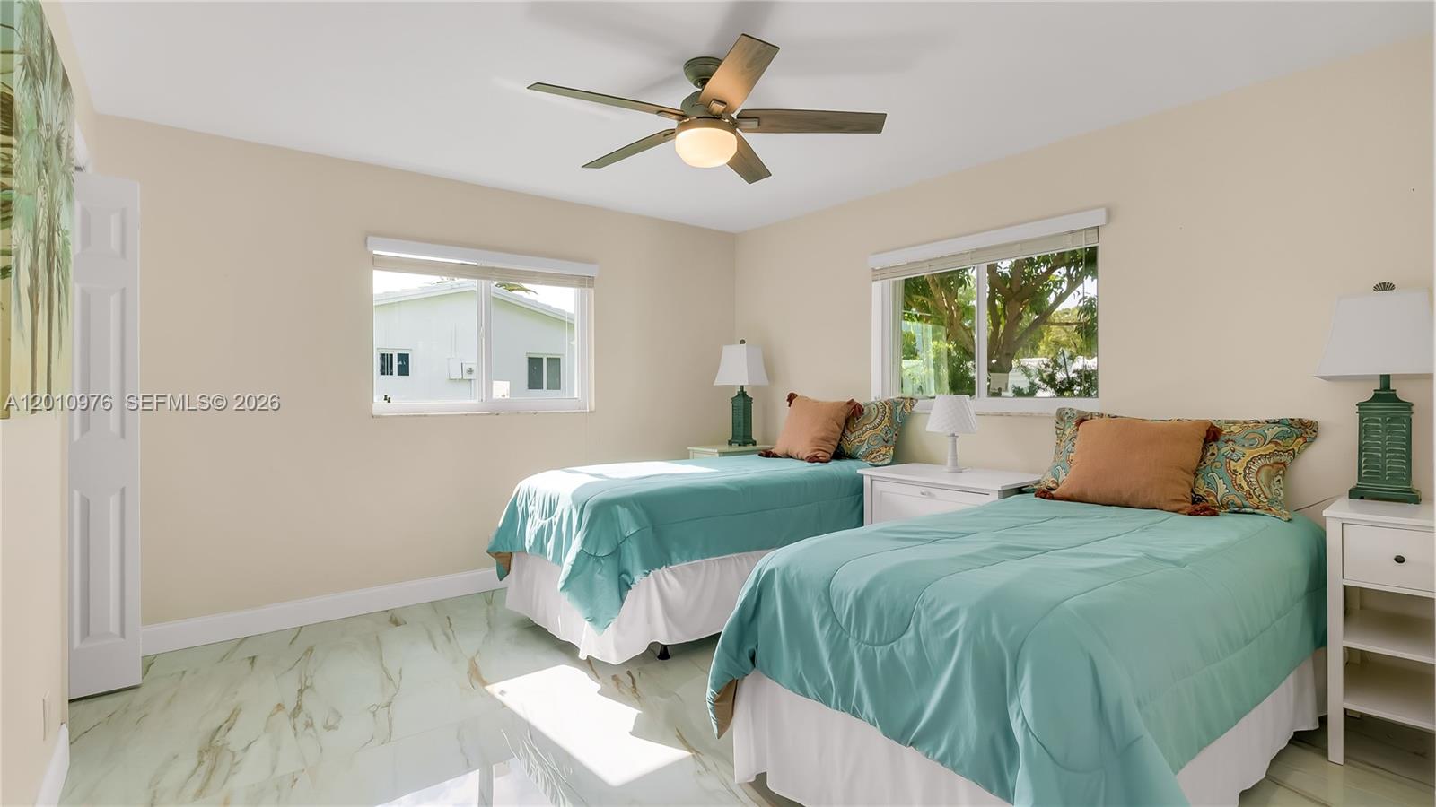 LAUDERDALE WEST 3 SEC - Residential