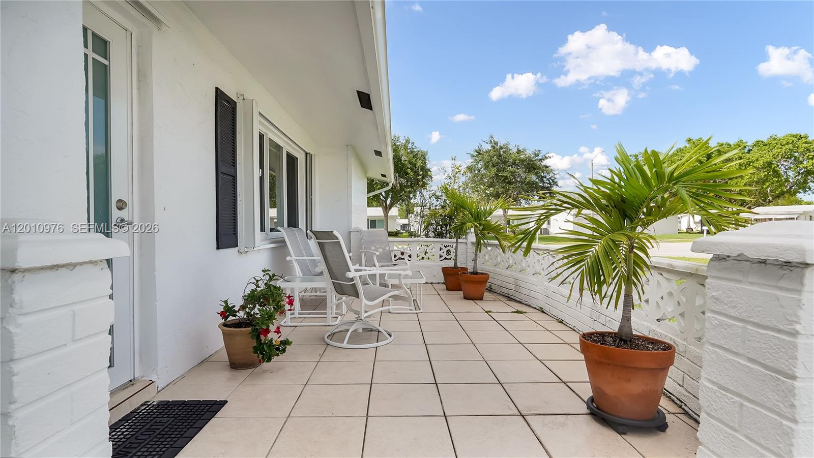 LAUDERDALE WEST 3 SEC - Residential